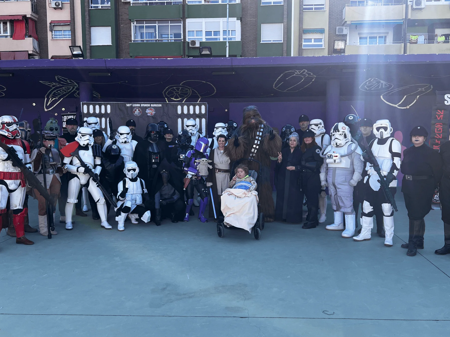 La Legión 501 realiza un desfile "galáctico" a favor de Martín